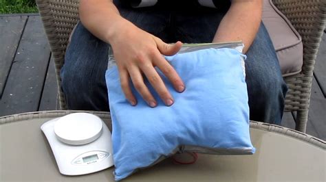 How to Make an Ultralight Air Core Backpacking Pillow. - YouTube