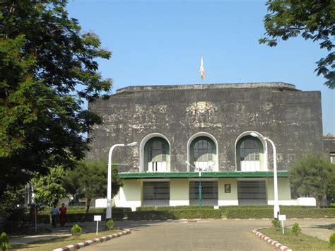 Yangon University