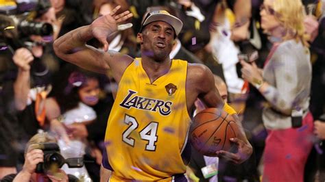 How many NBA championship rings does Kobe Bryant have?