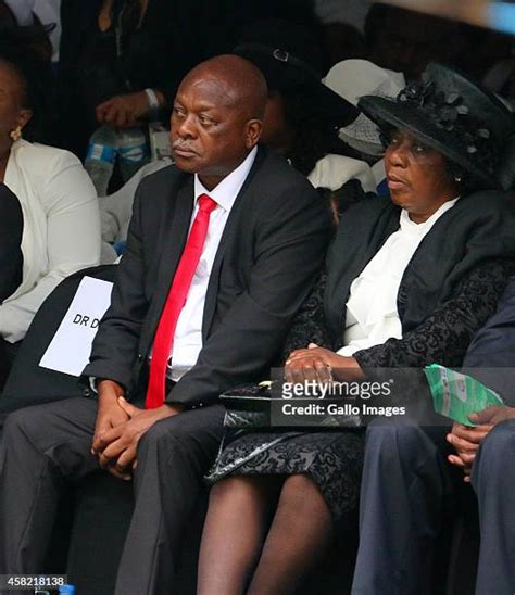 31 Senzo Meyiwa Funeral Service Held In Durban Stock Photos, High-Res ...