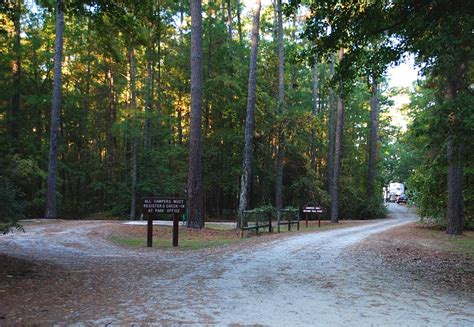 NANCY and BILL: Cheraw State Park Camping - Sunday, Oct 17, 2010