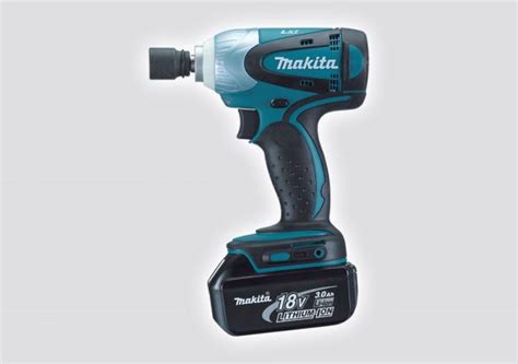 Makita 18V Cordless Impact Wrench - (Skin Only) - Toro Safety Powertools