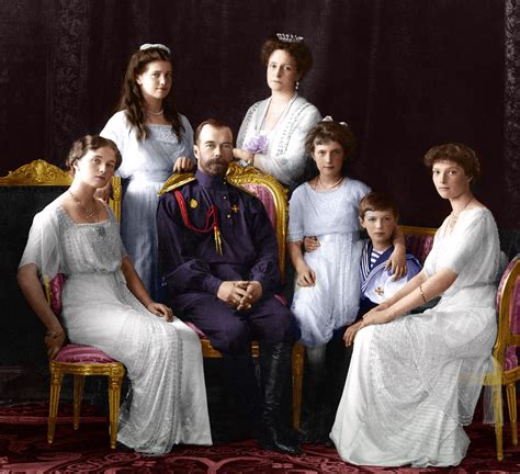 The Romanov Family 1913. | Romanov family, Anastasia romanov, Tatiana romanov