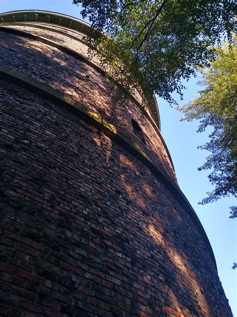 Volunteer Park Water Tower - Climber's Board - CascadeClimbers.com