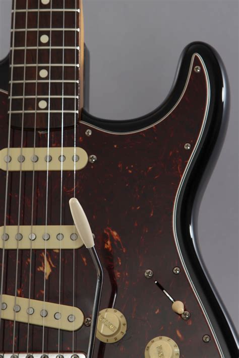 2014 Fender Artist Series John Mayer Stratocaster Sunburst | Guitar Chimp