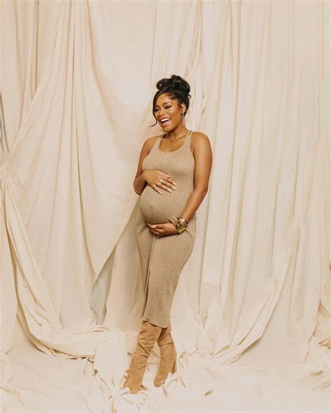 Keke Palmer Rocks Pregnancy Glow at Baby Shower, Opens Up About Roller ...