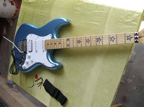 Star Shaped Electric Guitar For Sale (2023 Update) - Remix Mag