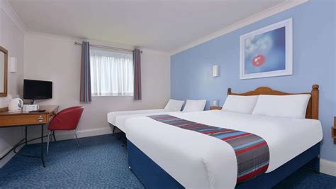 Travelodge Borehamwood Studio Way, Borehamwood | HotelsCombined