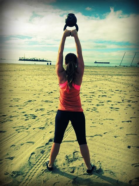 Crossfit American kettlebell swings | Kettlebell, Kettlebell swings ...