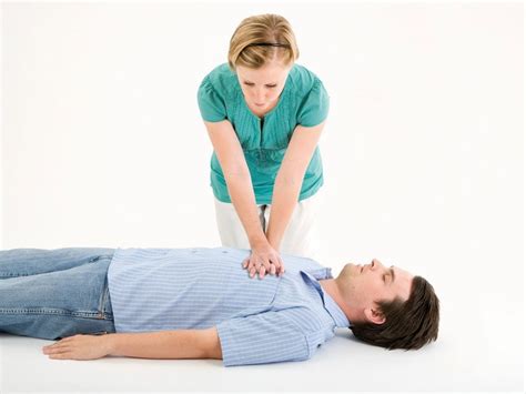 7 Essential Steps of CPR Everyone Should Know | Reader's Digest