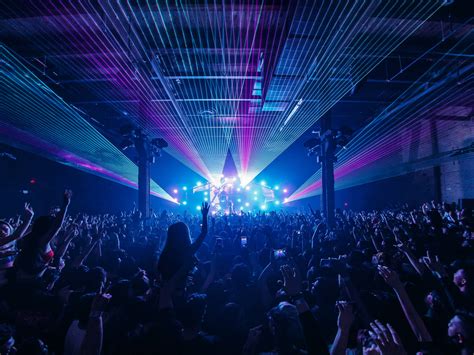 14 Best Clubs in NYC for Techno, House and More