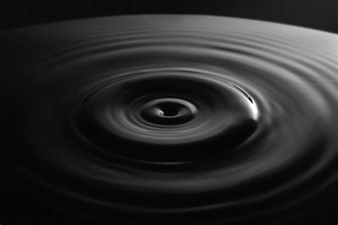 a ripple in black water or oil, ripple 4k HD Wallpaper