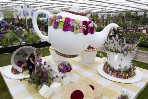 The RHS Chelsea Flower Show 2015, in pictures | Chelsea flower show, Flower show, Botanical ...