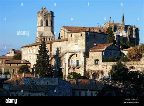 Viviers france hi-res stock photography and images - Alamy