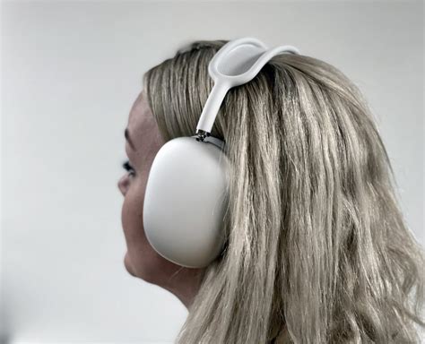 Airpods Max Review: Superb Noise Cancellation And Beautiful Sound