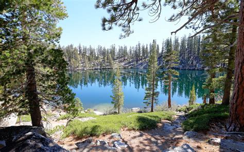 5 Incredible Hikes Near South Lake Tahoe - 7x7 Bay Area