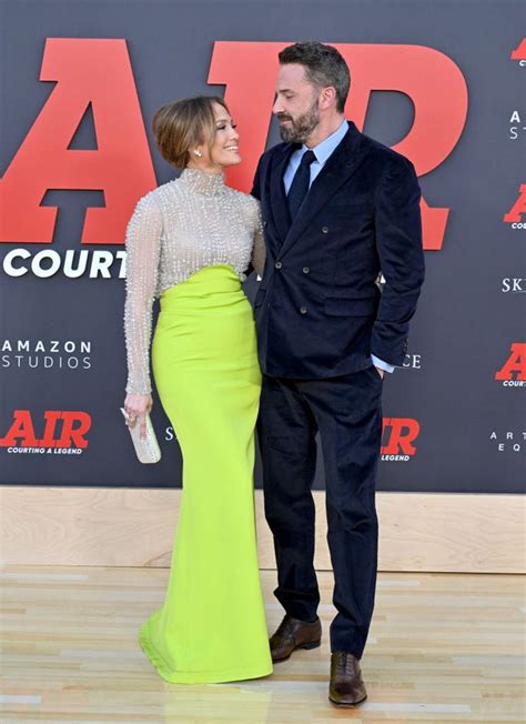 Jennifer Lopez and Ben Affleck walk red carpet otgether