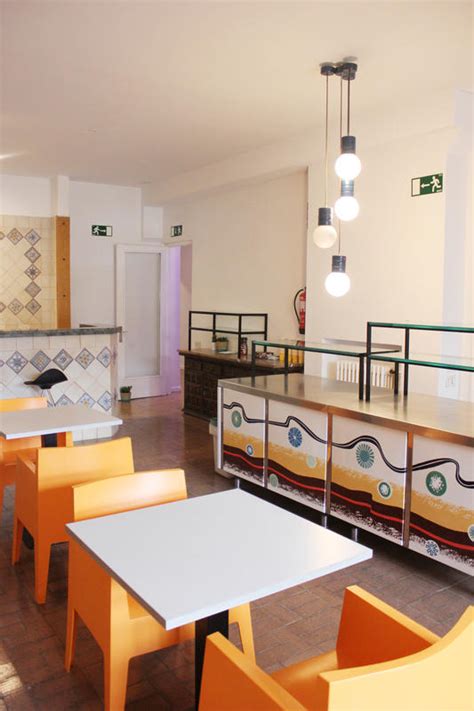 A room in the city in San Sebastian, Spain - Find Cheap Hostels and ...