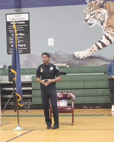 Chief Burgess speaks to students at River Oaks Middle School – City of North Charleston, SC