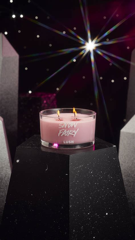 Snow Fairy | 4-Wick Candle | LUSH