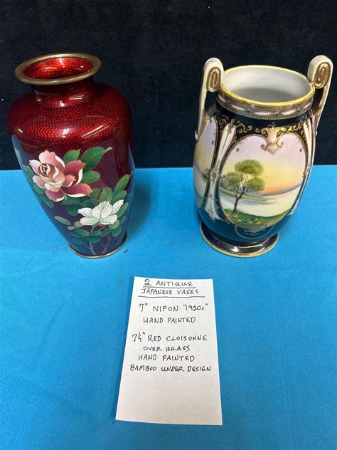 2 Antique Japanese vases | Proxibid
