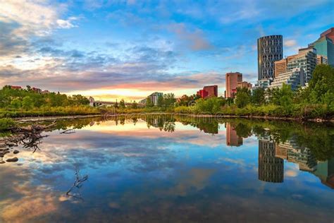 1,532 Calgary Skyline Sunrise Stock Photos - Free & Royalty-Free Stock ...