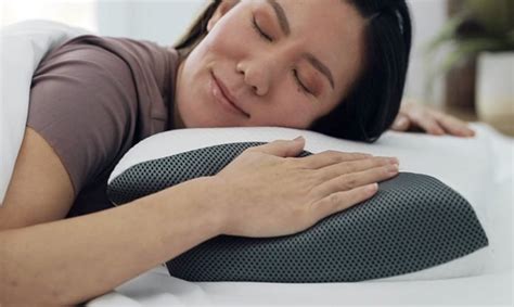 Carbon SnoreX: Anti-snore Pillow with Germ and Allergen Defense