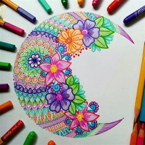 Mandalas, Zentangles, Doodles on Instagram: "🌺🌸Floral 🌸🌼🌜crescent 🌙 ...