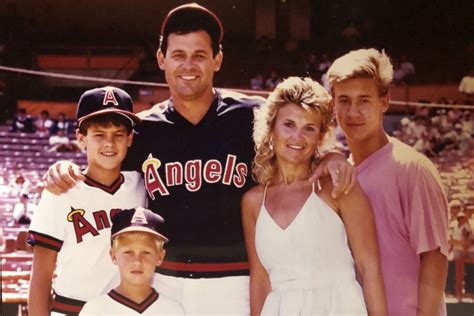 Aaron Boone Brother: Bret Boone’s Career & Steroid Controversy [2023 ...