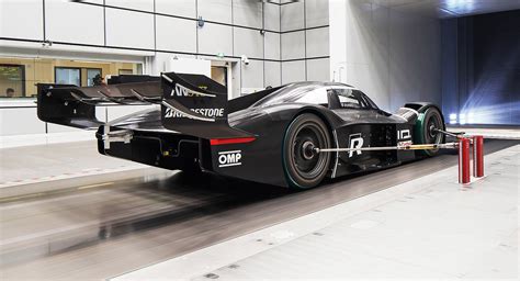 Volkswagen Is Optimizing The Electric ID. R For Its Nurburgring Assault ...