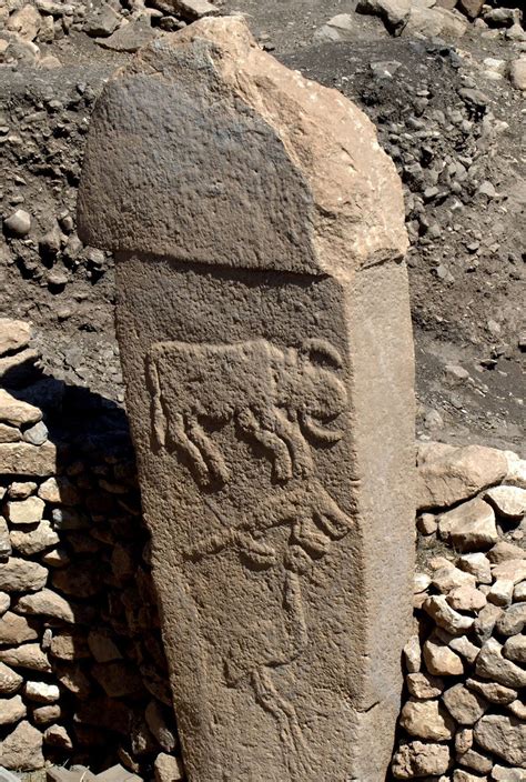 Archaeologists Discover 11,000-Year-Old Pillars with Complex Designs ...