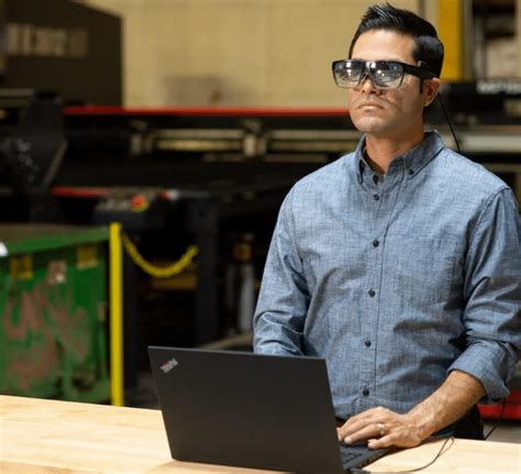 Lenovo is revaling the reality by its new ThinkReality A3 smart glasses ...