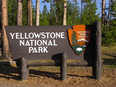 Yellowstone National Park Sign | This sign is at the South E… | Flickr