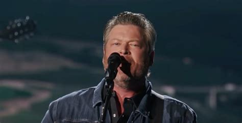 Blake Shelton Shares News On Upcoming Tour