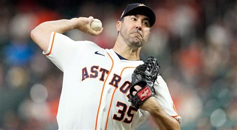 Astros' Verlander, Marlins' Alcantara win 2022 MLB Cy Young Awards