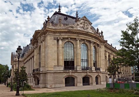 Paris - Petit Palais Museum Editorial Stock Image - Image of beautiful, paris: 48498644