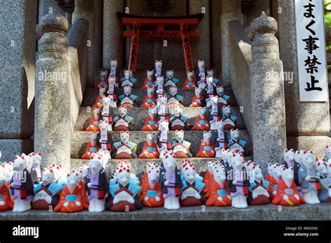 Fushimi Inari Shrine Stock Photo - Alamy