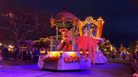 Magic Happens Parade Returning to Disneyland in Spring 2023 - WDW News Today