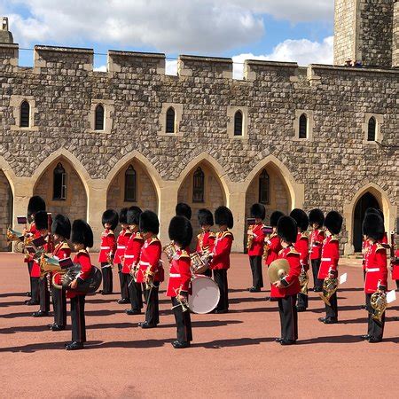 Changing the Guard at Windsor Castle - 2019 All You Need to Know BEFORE ...