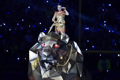 Katy Perry blew away the Super Bowl halftime show | For The Win