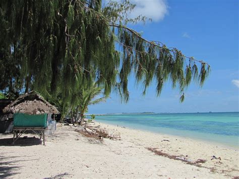 The Weary Traveller: Tarawa Atoll