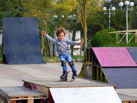 3 Roller Skating Tricks to Learn this Summer