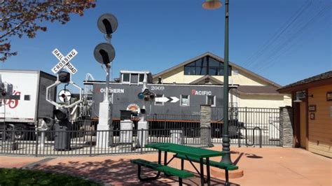 A must stop when passing through Tehachapi - Tehachapi Depot Railroad ...