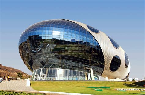 Ellipsoidal Building Envelope for Infosys – Construction Catalysers