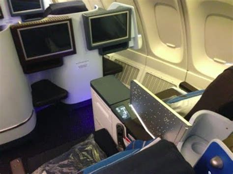 KLM Royal Dutch Airlines | New World Business Class | Explore the cabin - YouTube