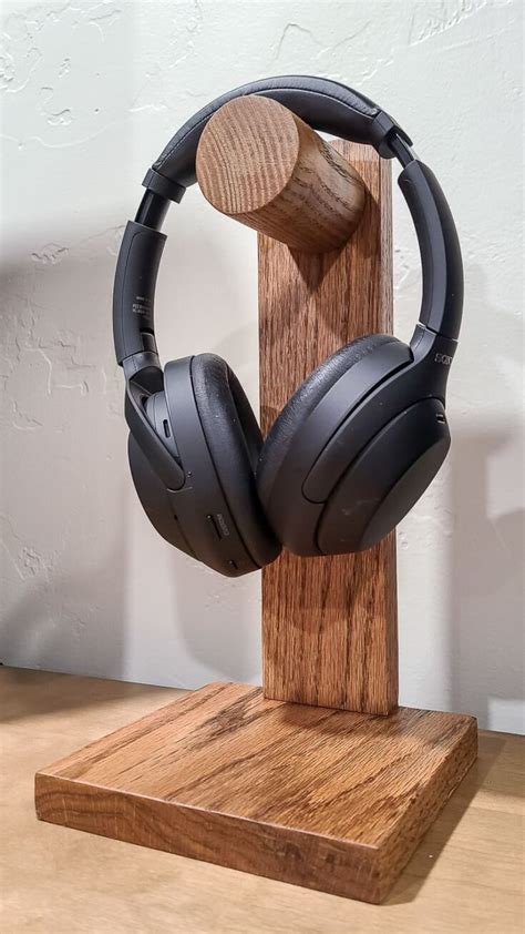 DIY Headphone Stand with Free Woodworking Plans - Making Manzanita