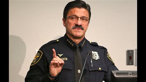 Fort Worth Police Chief To Retire - YouTube