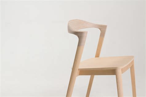 Contour Chair on Behance