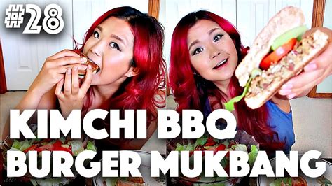 VEGAN KIMCHI BURGER (MUKBANG) | #28 (30 Videos in 30 Days) ♥ Cheap Lazy Vegan - YouTube