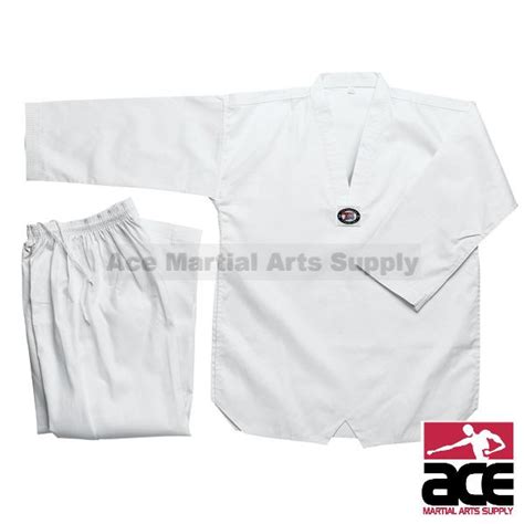 White Student Taekwondo Uniform, White Lapel in Los Angeles Store